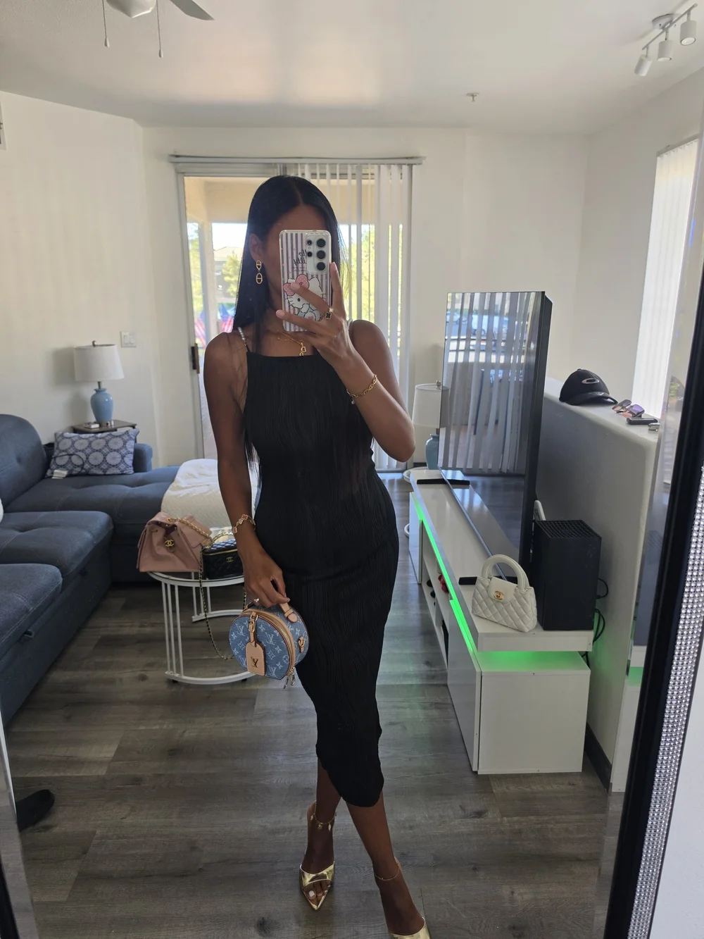 Sleek Black Midi Bodycon Dress - Picture 8 of 17